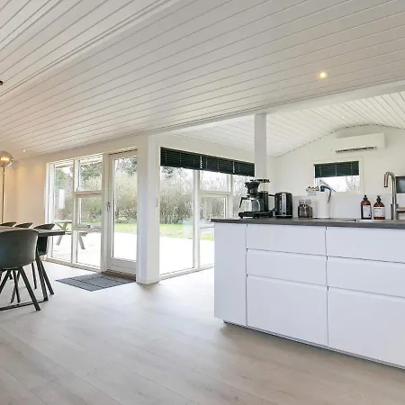 5 Star Holiday In Frederikshavn